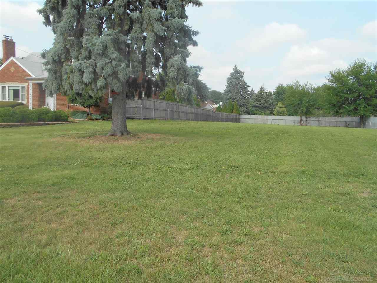 21351 Ryan Road Warren, MI 48091 - Photo 3 of 18 31370904-2.JPG