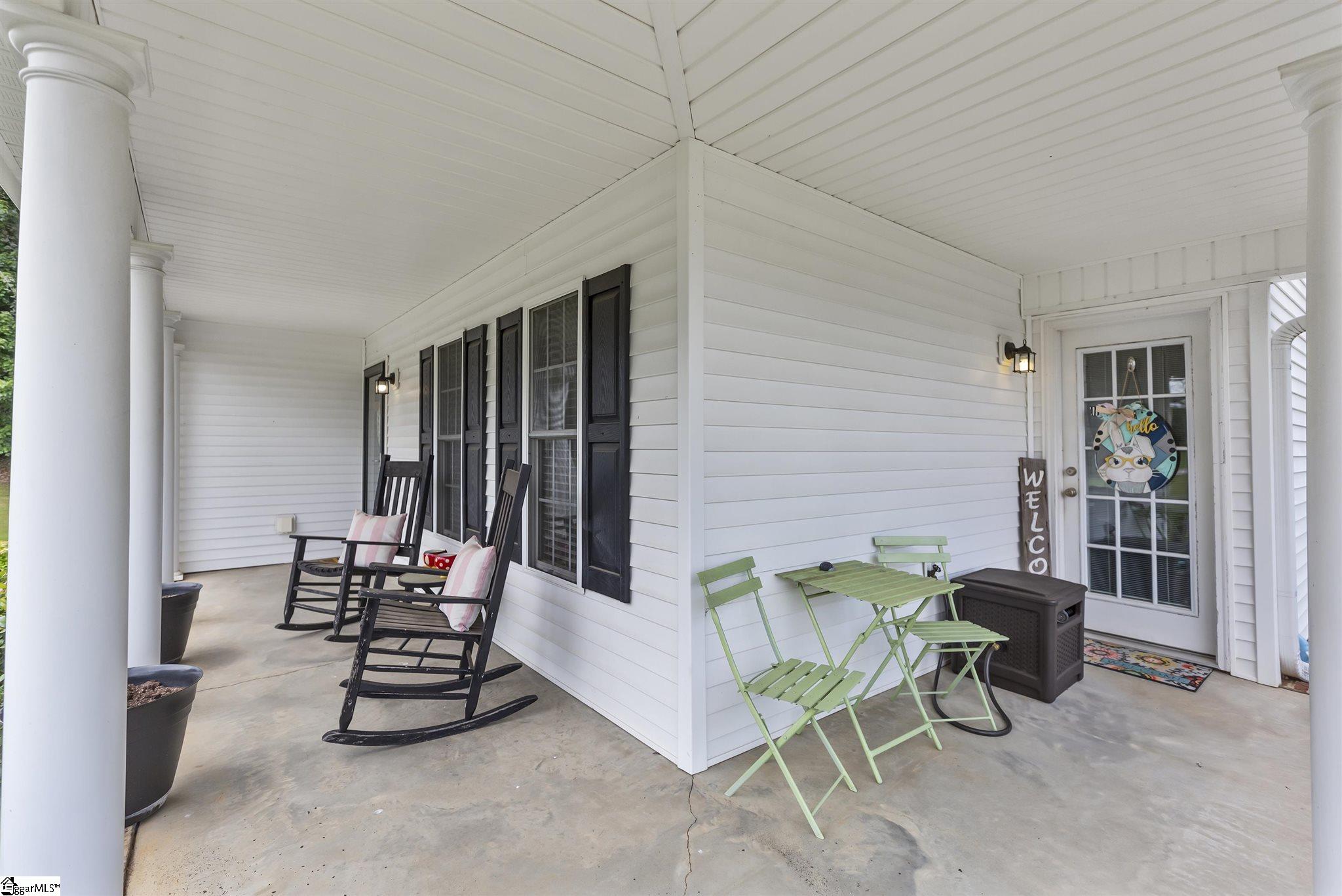 1001 Stoneham Circle Anderson, SC 29626 - Photo 2 of 26 Gallery Image 2
