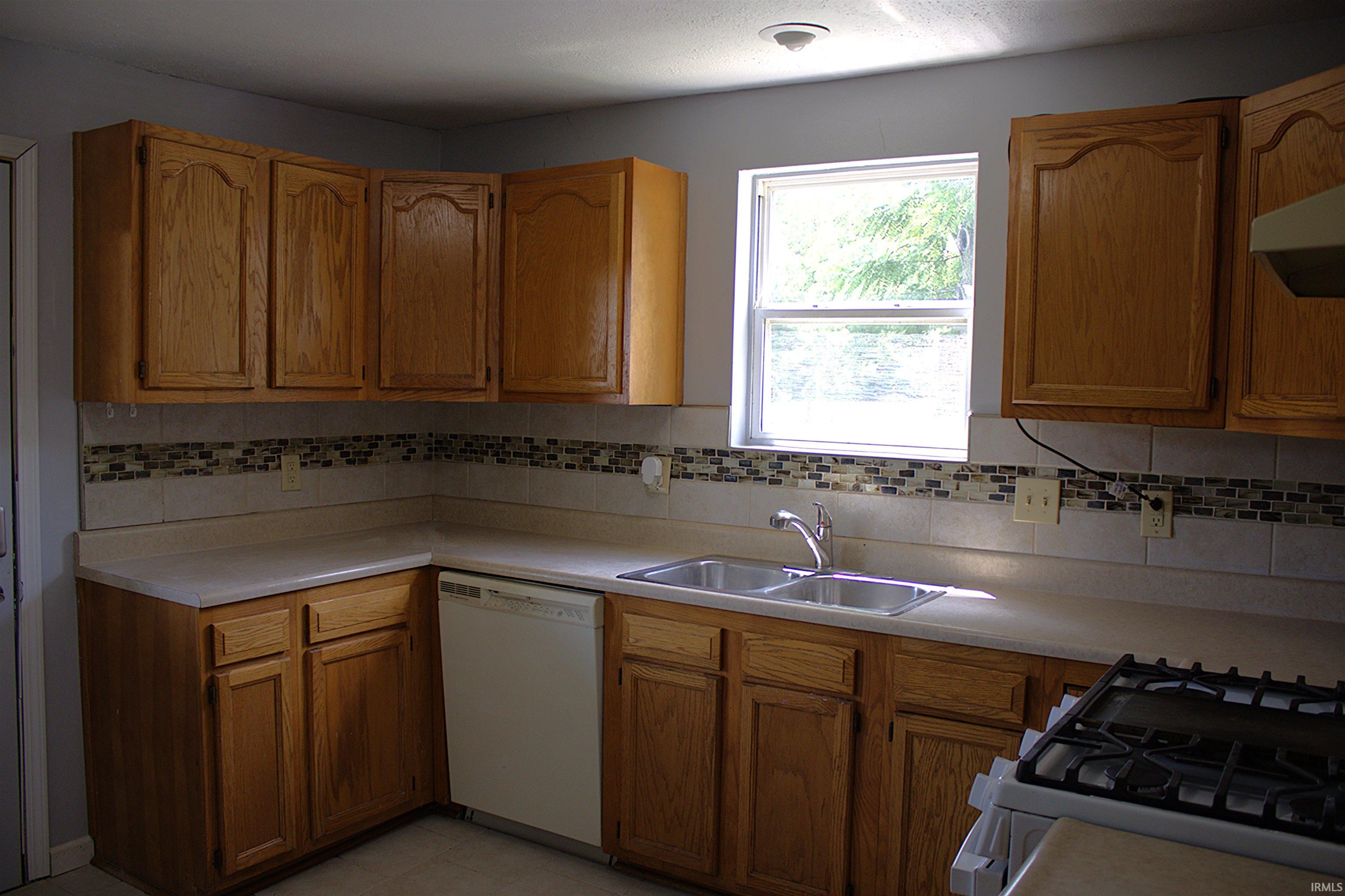 907 South 18th Street Lafayette, IN 47905 - Photo 9 of 25