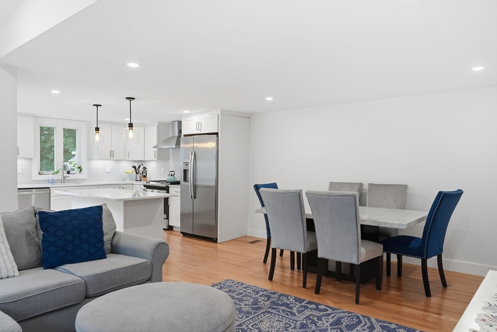 42 Messinger Street, Unit 42 Canton, MA 02021 - Photo 11 of 42