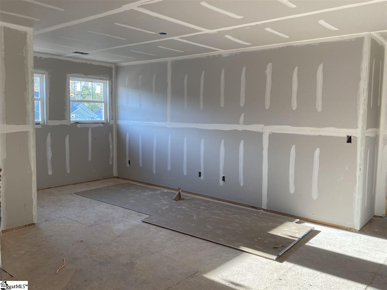 114 Tiger Pond Road Easley, SC 29642 - Photo 11 of 33 Gallery Image 11
