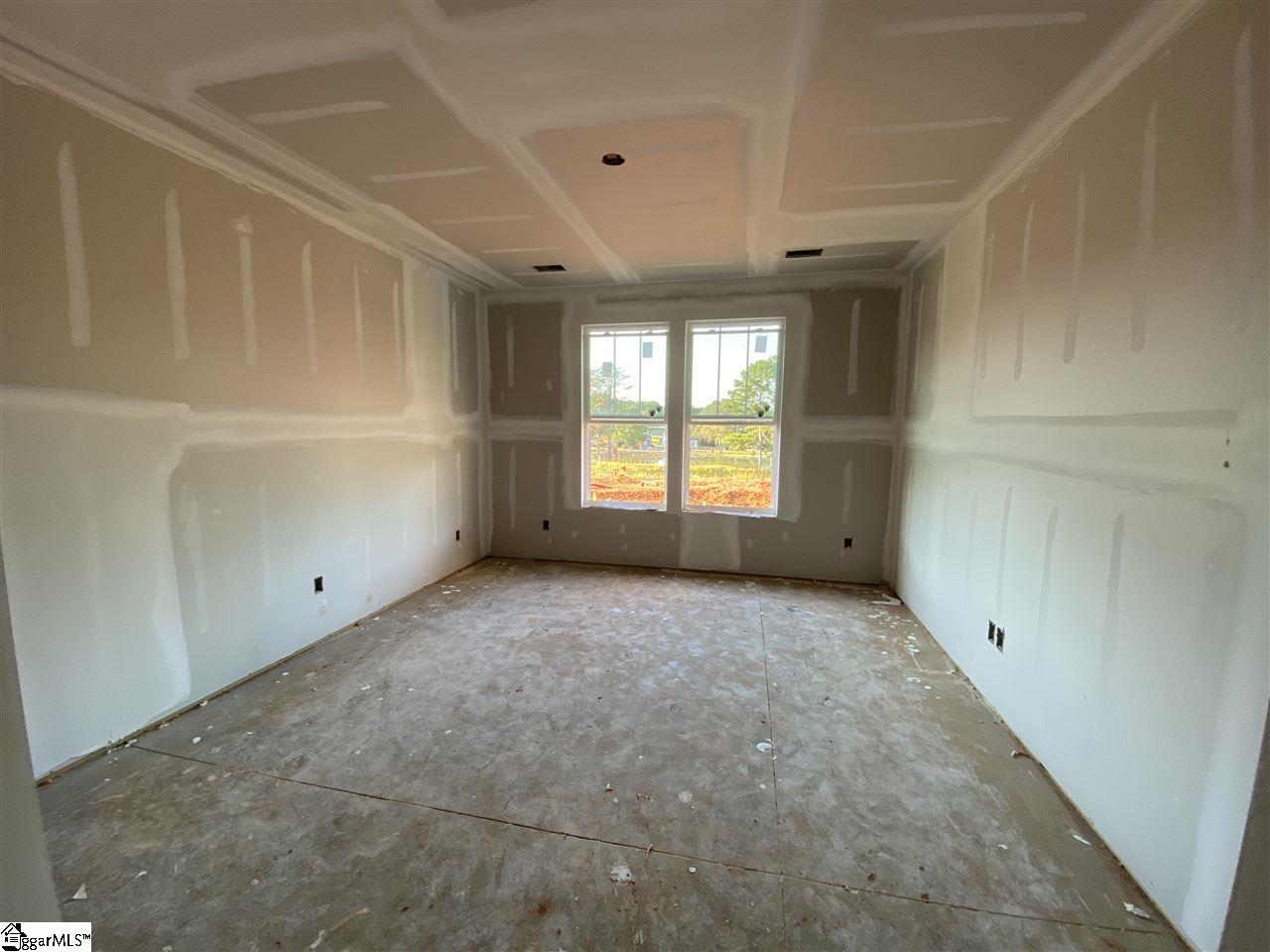 114 Tiger Pond Road Easley, SC 29642 - Photo 4 of 33 Gallery Image 4