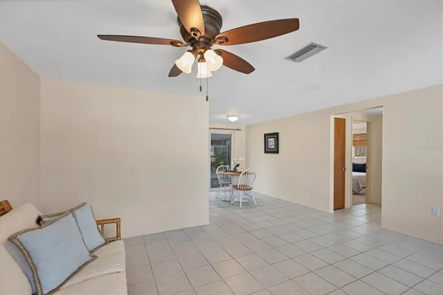 $349,900 | 25 1st Avenue, Englewood, FL 34223
