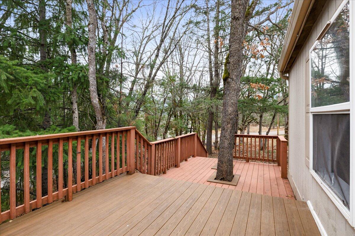 7940 East Antelope Road Eagle Point, OR 97524 - Photo 24 of 30 1