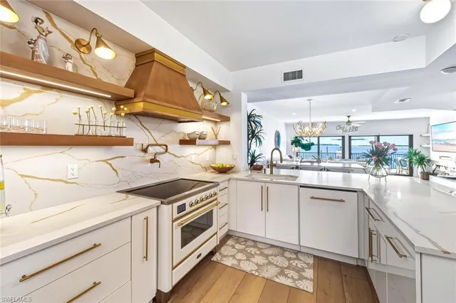 $1,199,000 | 601 La Peninsula Boulevard, Unit 601, Naples, FL 34113