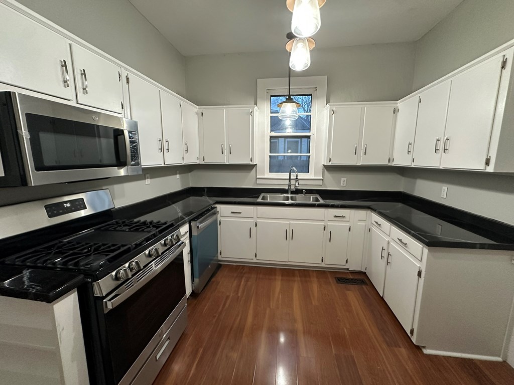 800 2nd Avenue Columbus, GA 31901 - Photo 14 of 30 Kitchen (3)