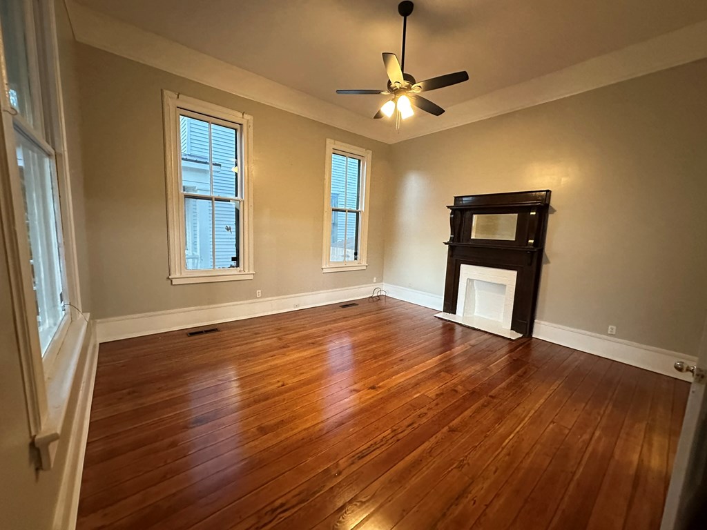 800 2nd Avenue Columbus, GA 31901 - Photo 6 of 30 Formal Living Room