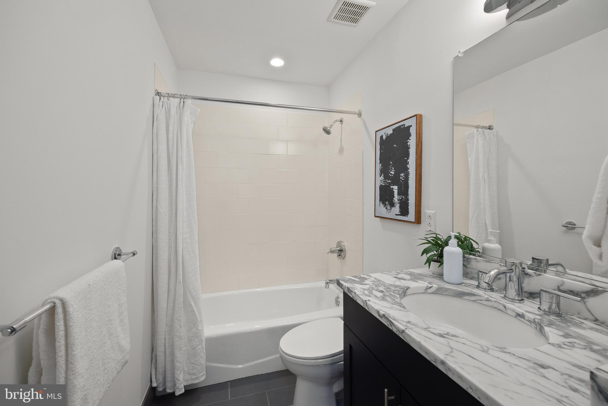 1200 Steuart Street, Unit 1915 Baltimore, MD 21230 - Photo 44 of 74