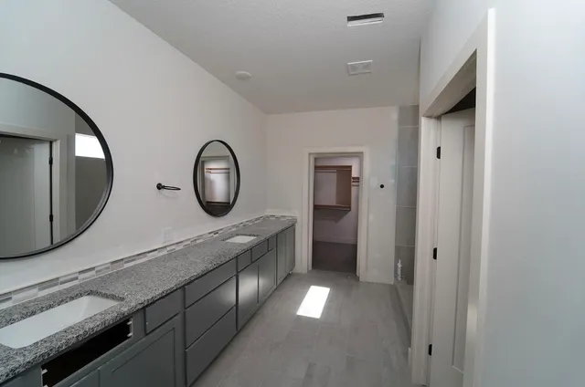 $379,500 | 2245 South Nicole Circle, Andover, KS 67002