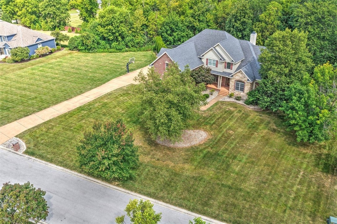 1990 Reserve Way Decatur, IL 62521 - Photo 4 of 48 Gallery Image 4