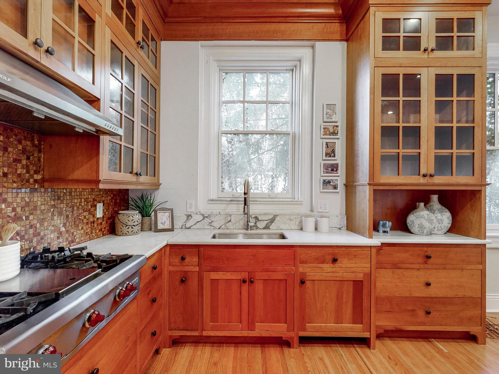 218 Ridgewood Road Baltimore, MD 21210 - Photo 12 of 79