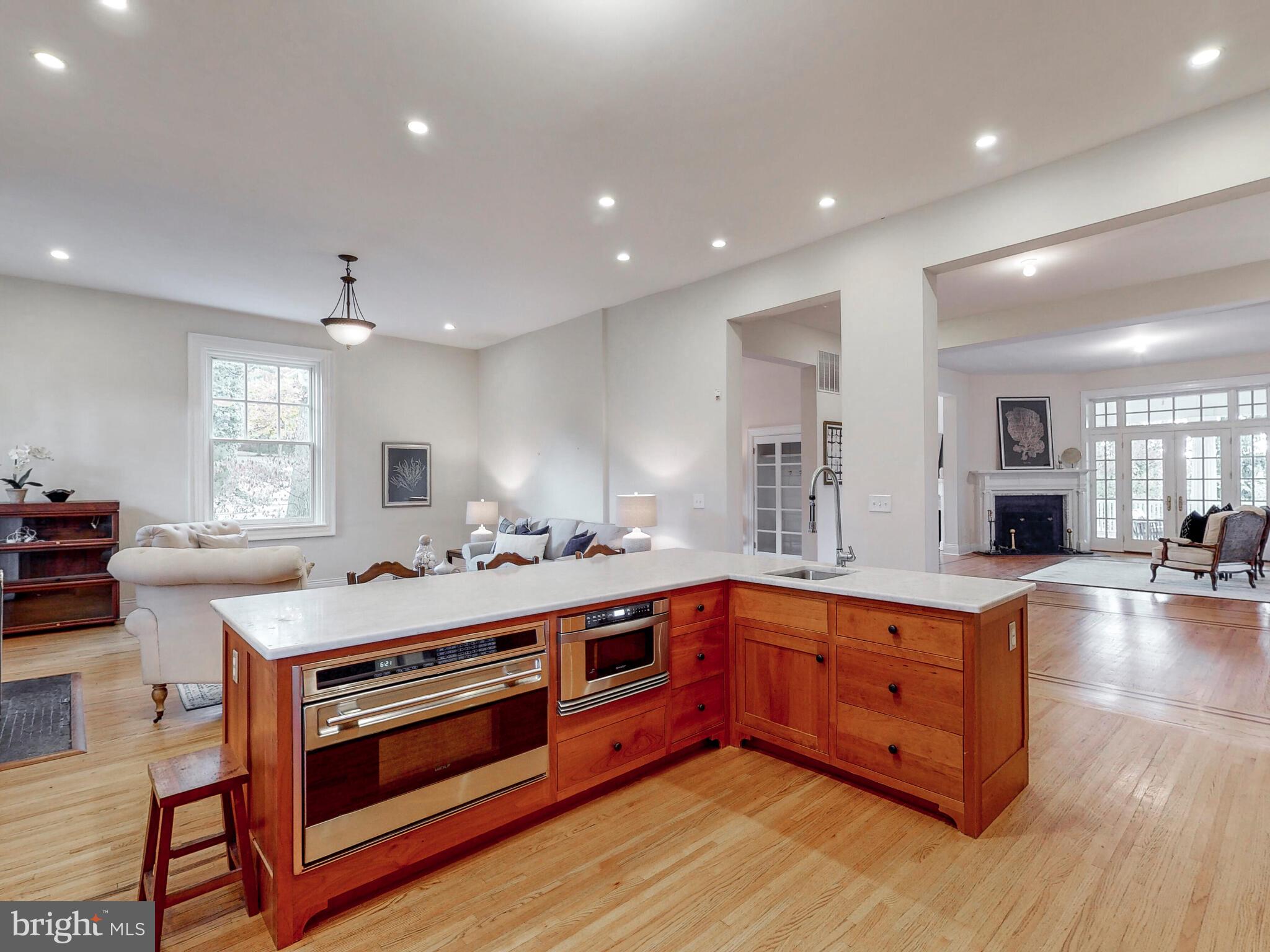 218 Ridgewood Road Baltimore, MD 21210 - Photo 14 of 79