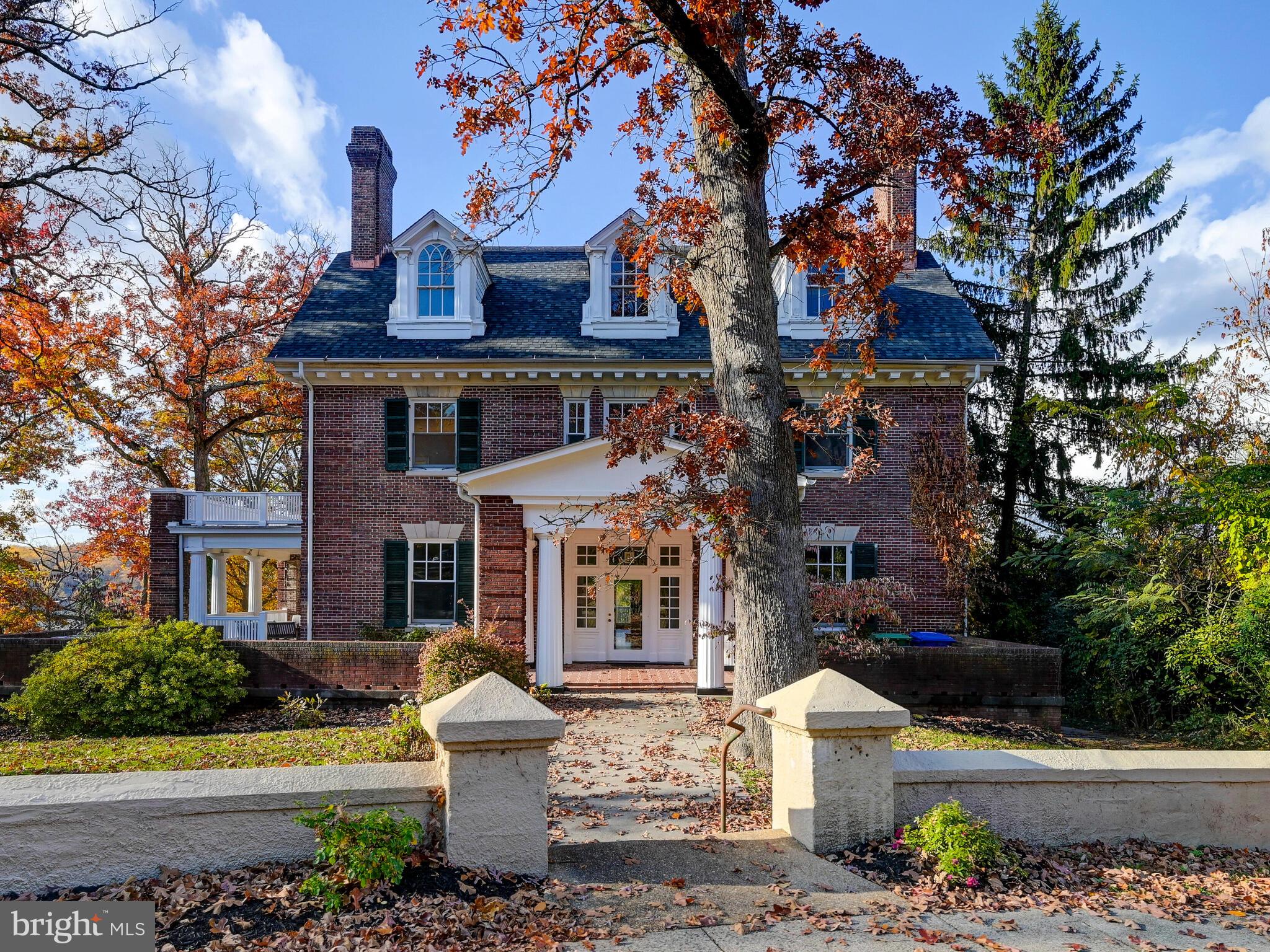 218 Ridgewood Road Baltimore, MD 21210 - Photo 2 of 79