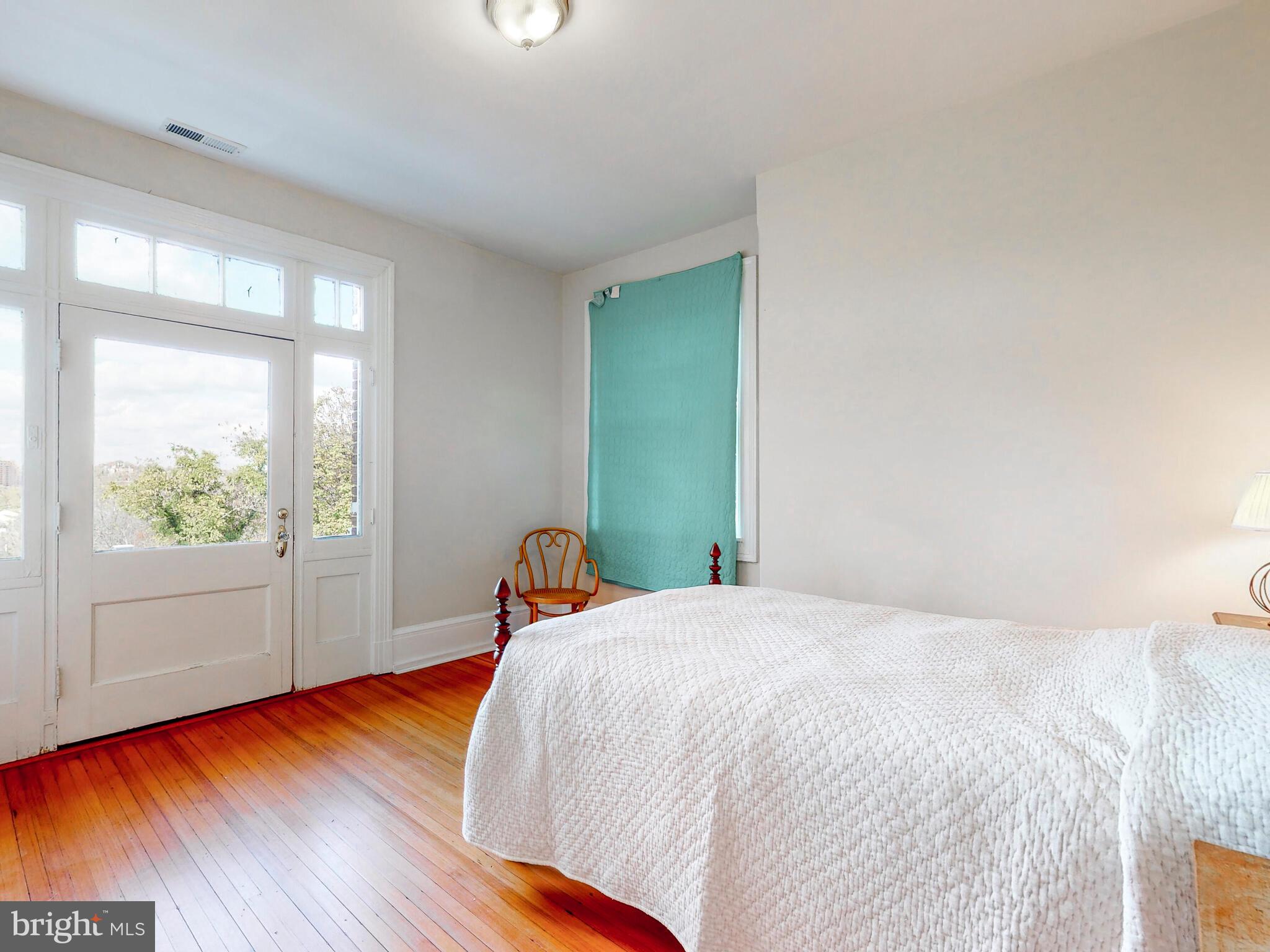 218 Ridgewood Road Baltimore, MD 21210 - Photo 49 of 79