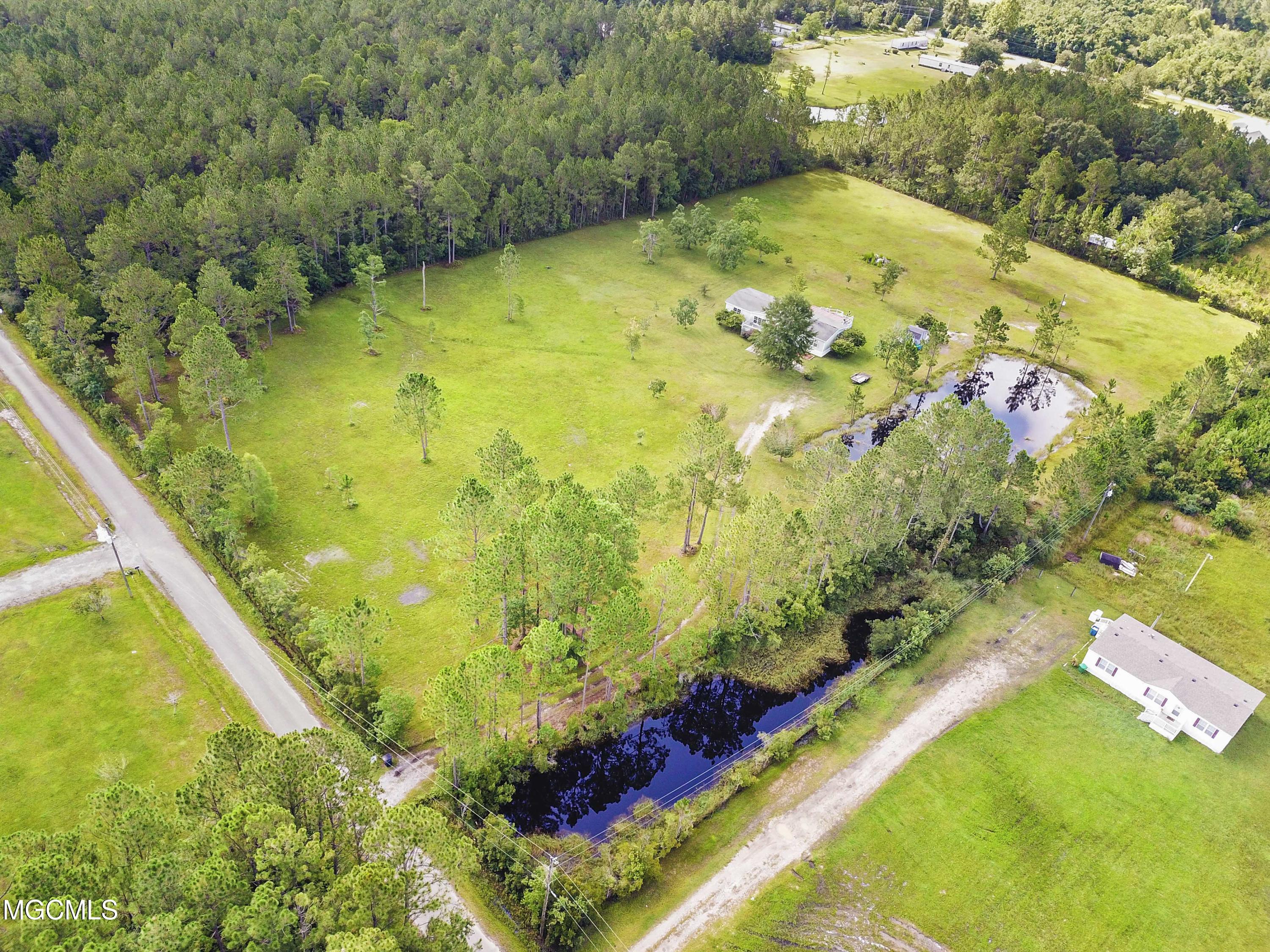 13405 Cox Road Vancleave, MS 39565 - Photo 36 of 39 036