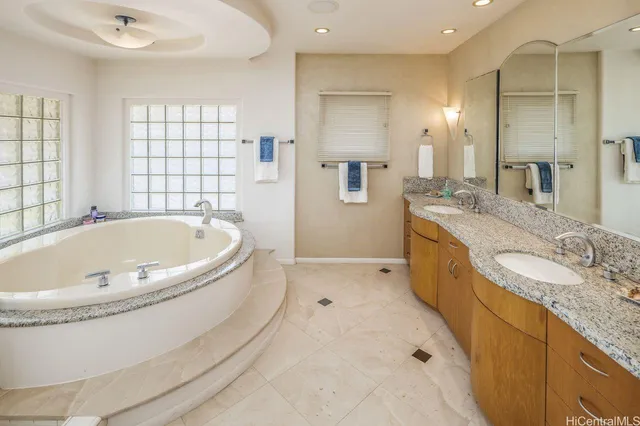 $2,995,000 | 55 Poipu Drive, Honolulu, HI 96825