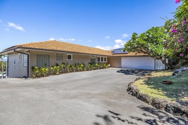 $2,995,000 | 55 Poipu Drive, Honolulu, HI 96825