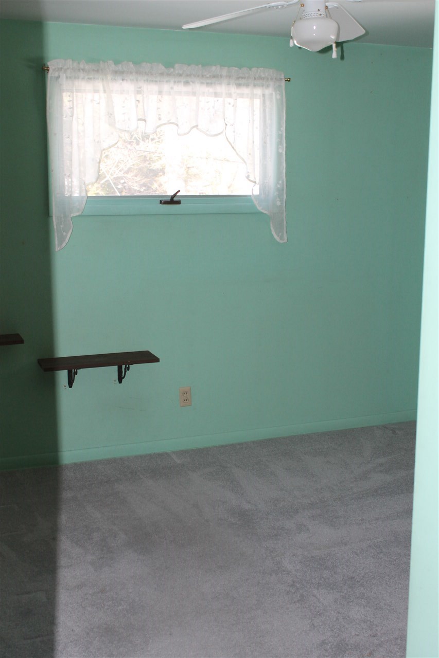 635 Sheridan Road Traverse City, MI 49686 - Photo 24 of 32 1814081-23.JPG