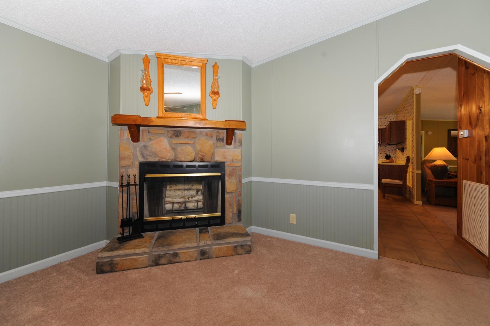 906 South Shiloh Road Seymour, TN 37865 - Photo 11 of 32 Newer paint throughout