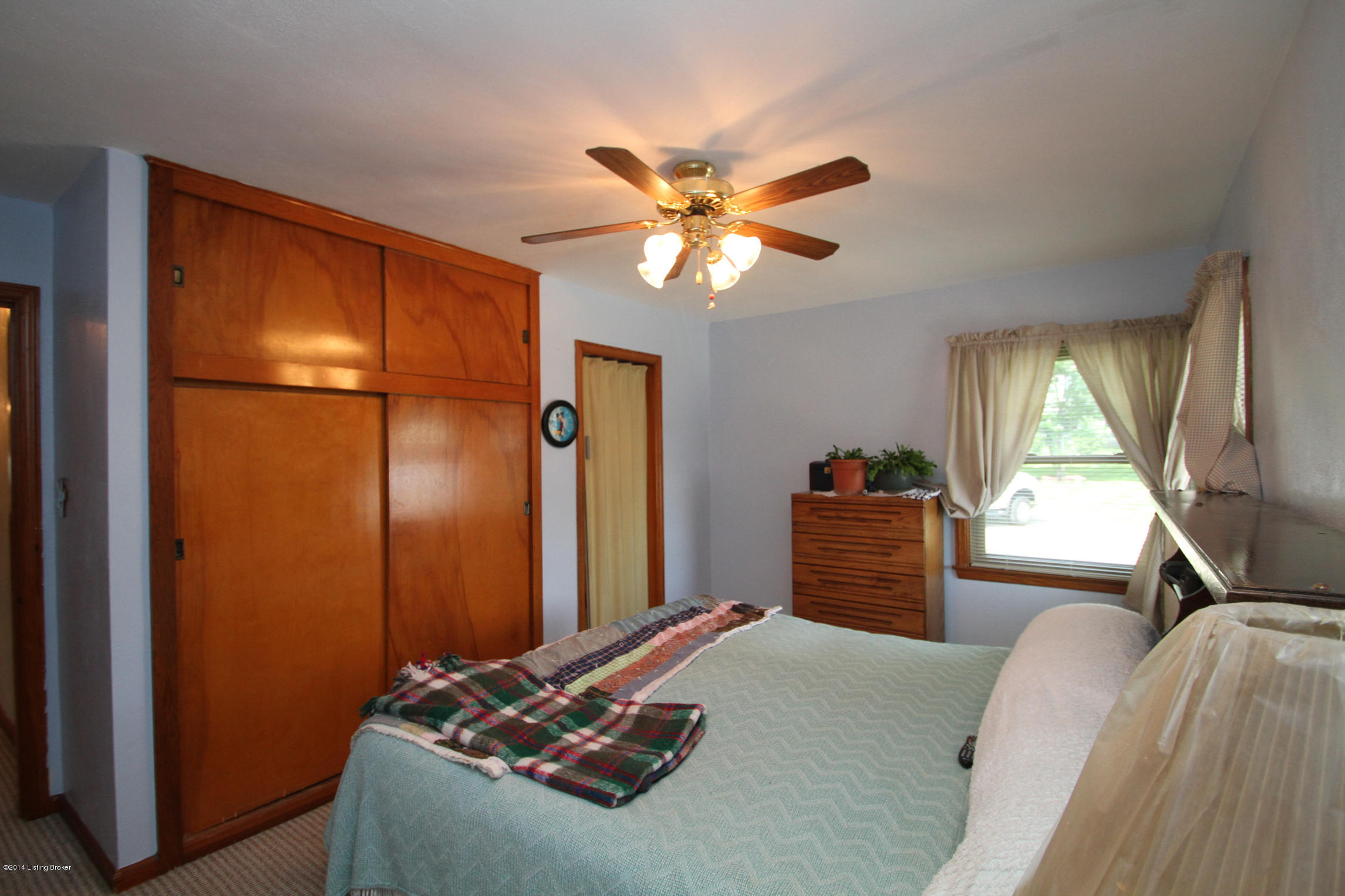 7603 Shepherdsville Road Louisville, KY 40219 - Photo 11 of 33 09
