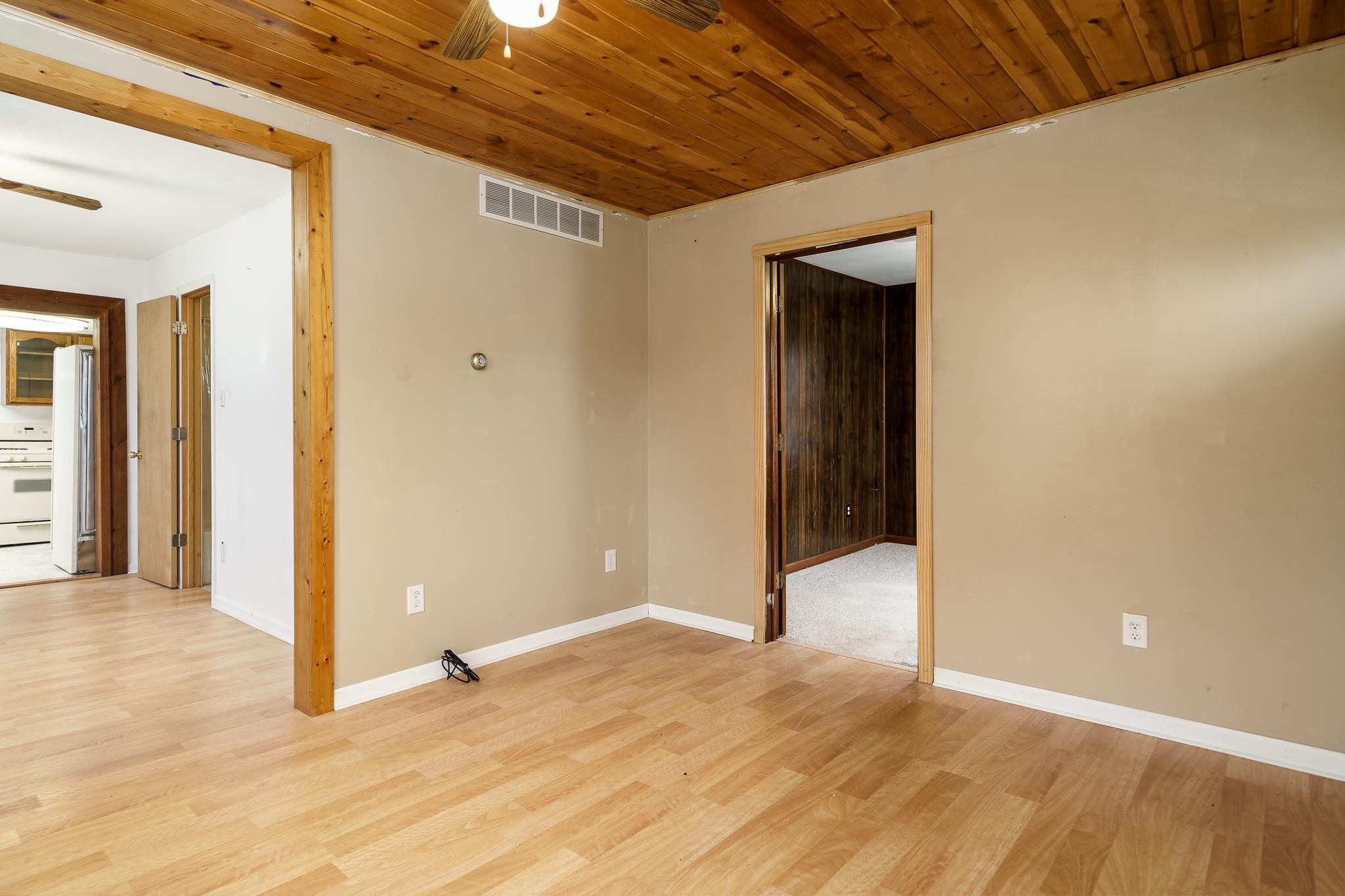 526 Sawyer Road Rockford, IL 61109 - Photo 14 of 25 Gallery Image 14