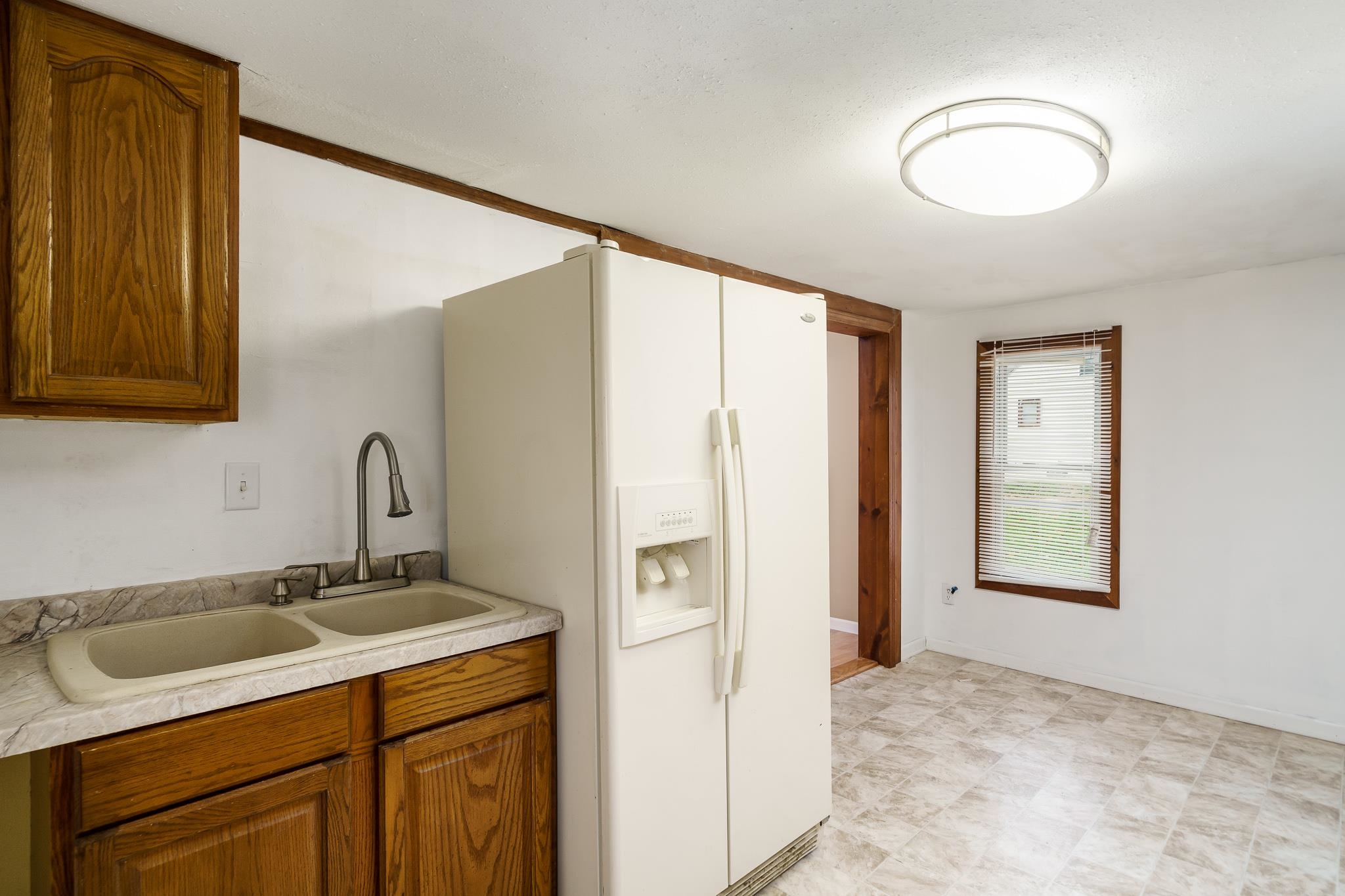 526 Sawyer Road Rockford, IL 61109 - Photo 7 of 25 Gallery Image 7