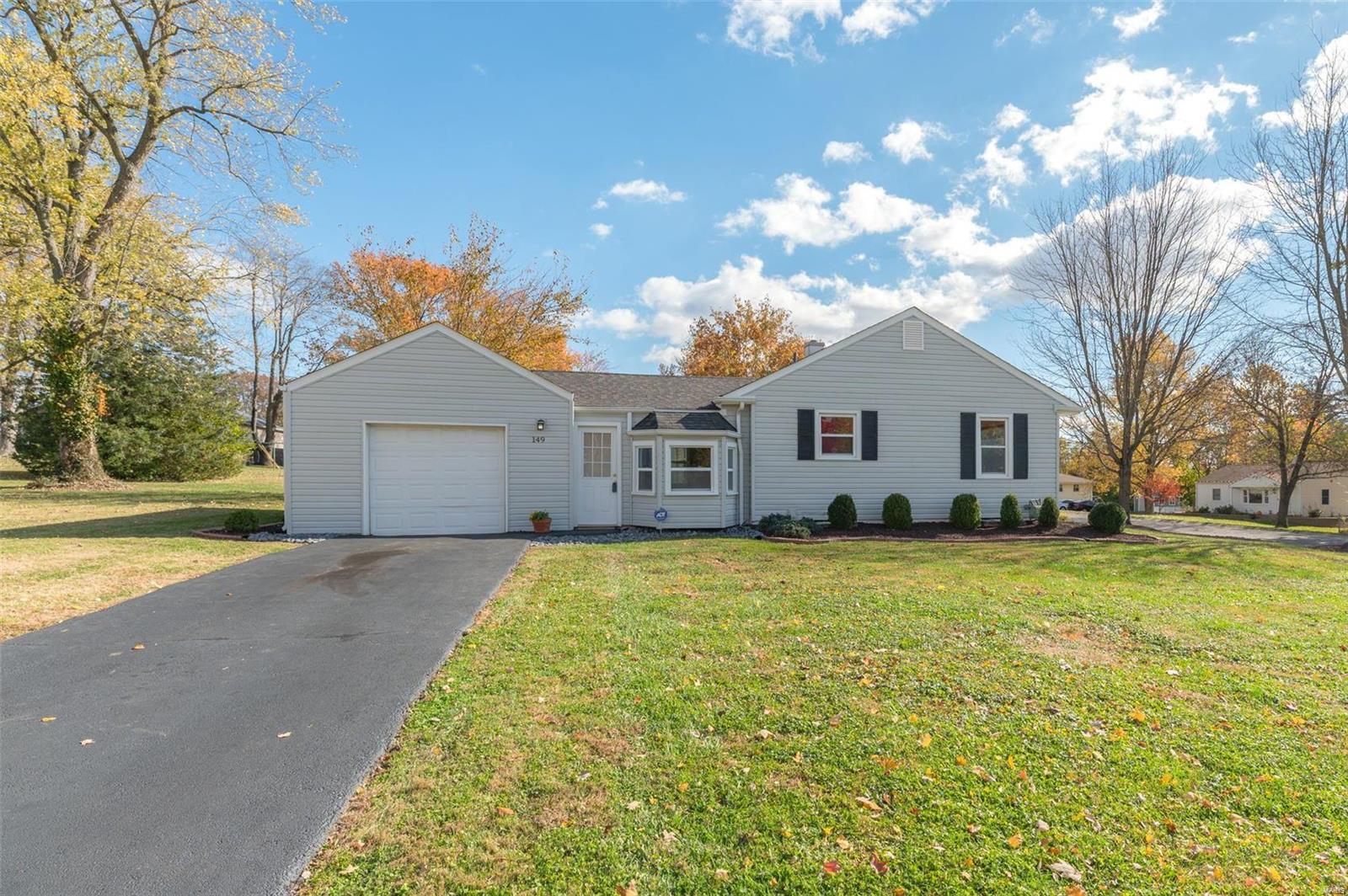149 Mockingbird Lane Ballwin, MO 63021 - Photo 1 of 29 Gallery Image 1