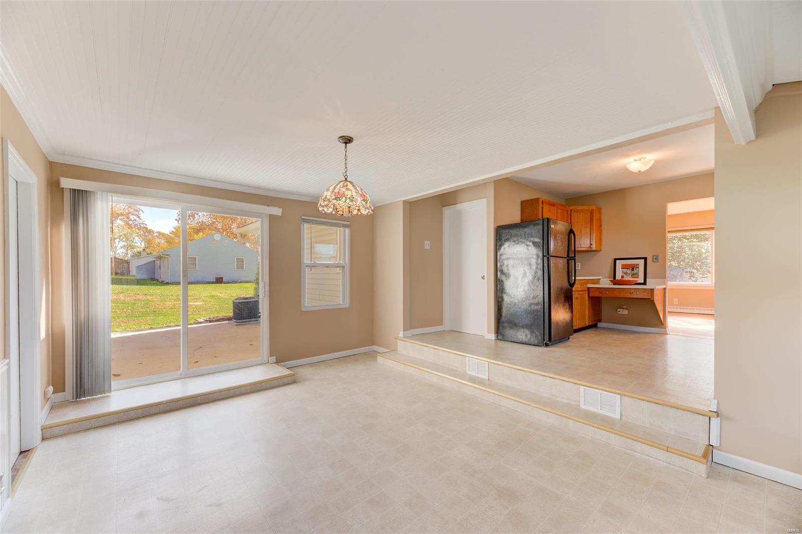 149 Mockingbird Lane Ballwin, MO 63021 - Photo 11 of 29 Gallery Image 11