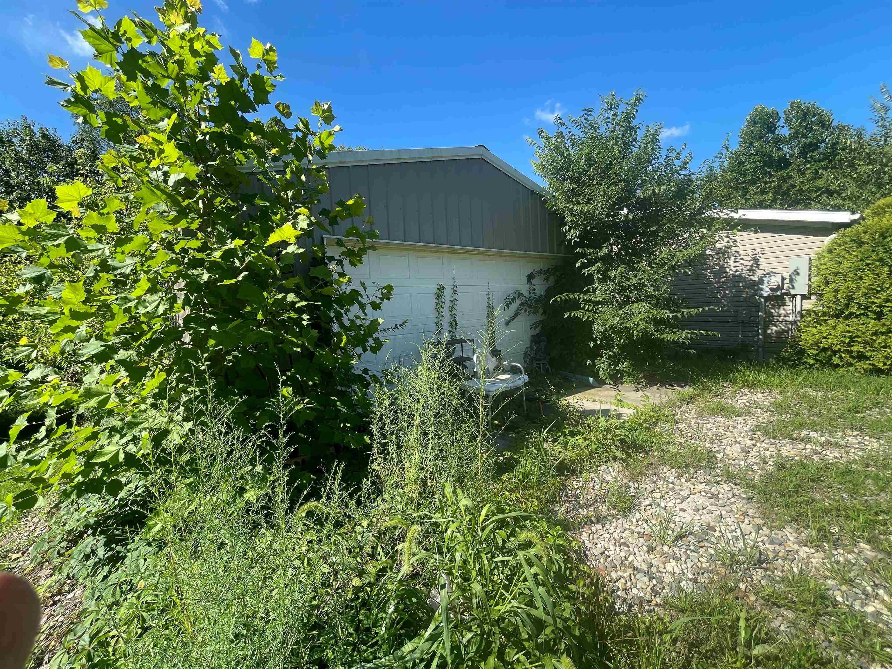 49 East Levi Lee Road Warsaw, IN 46582 - Photo 4 of 6 Gallery Image 4