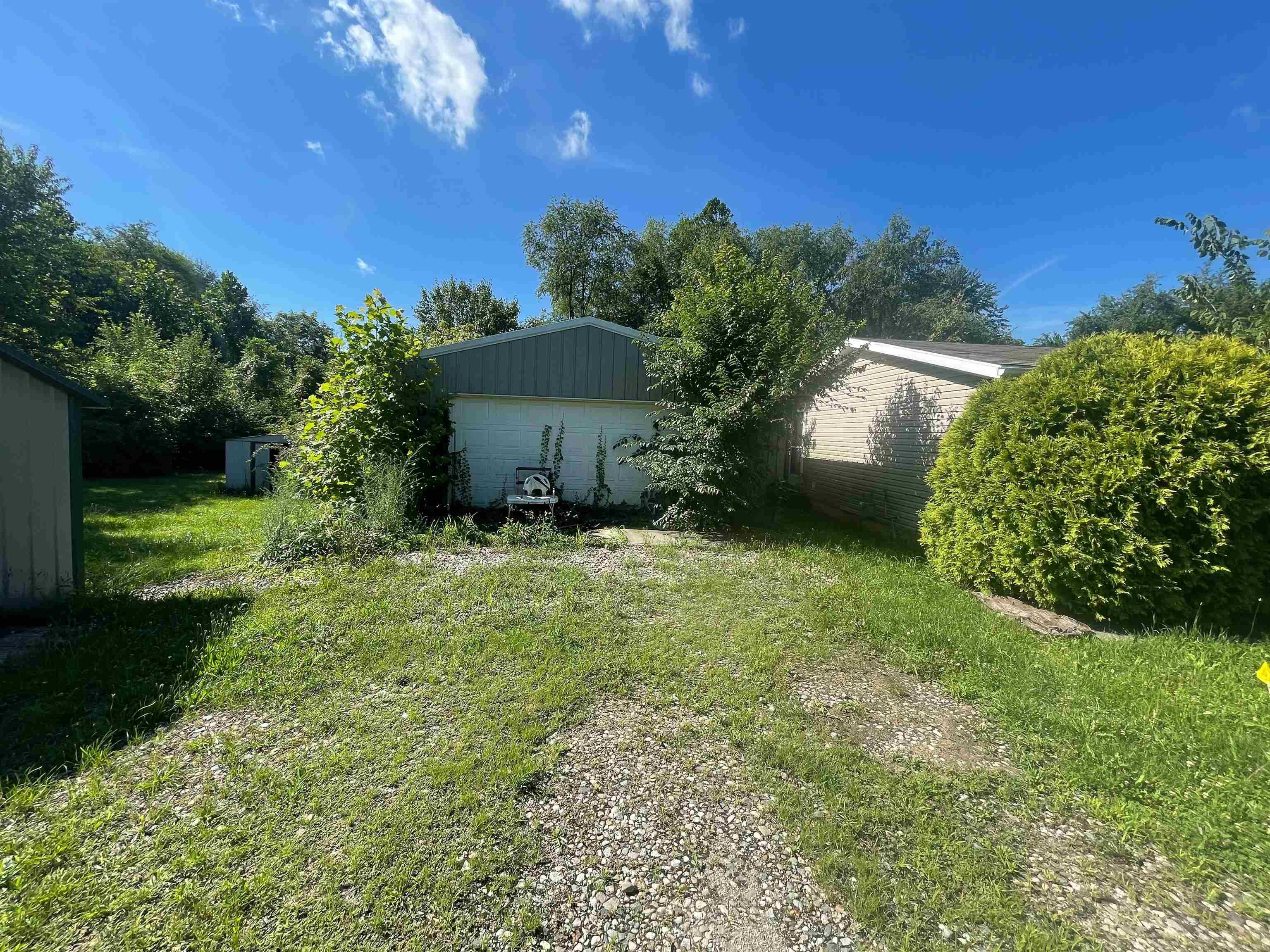 49 East Levi Lee Road Warsaw, IN 46582 - Photo 5 of 6 Gallery Image 5