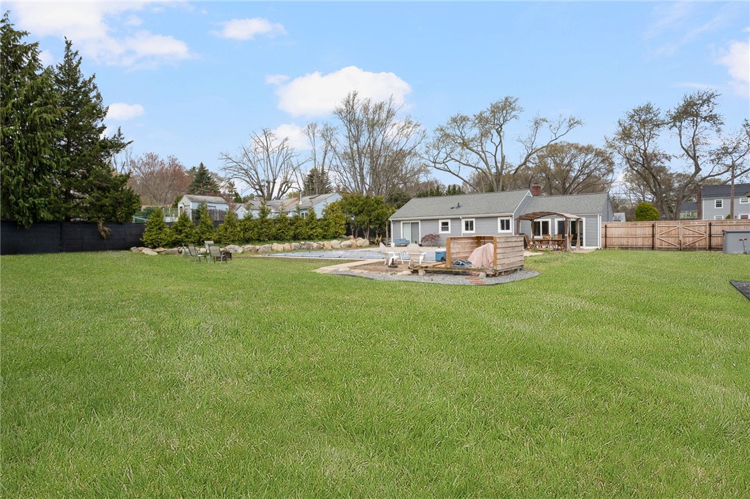 628 County Road Barrington, RI 02806 - Photo 29 of 40
