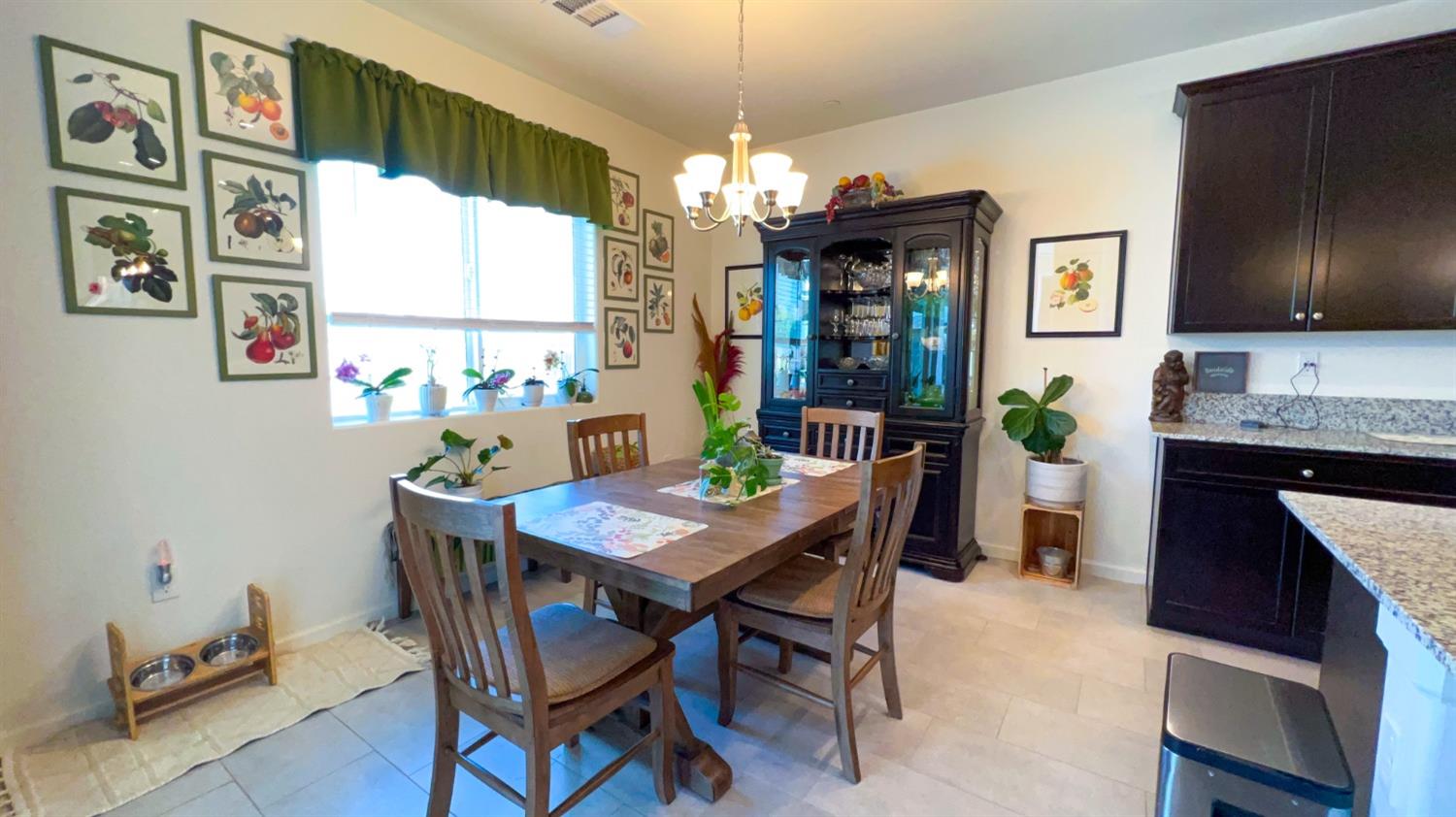 358 Rebel Street Reedley, CA 93654 - Photo 12 of 33