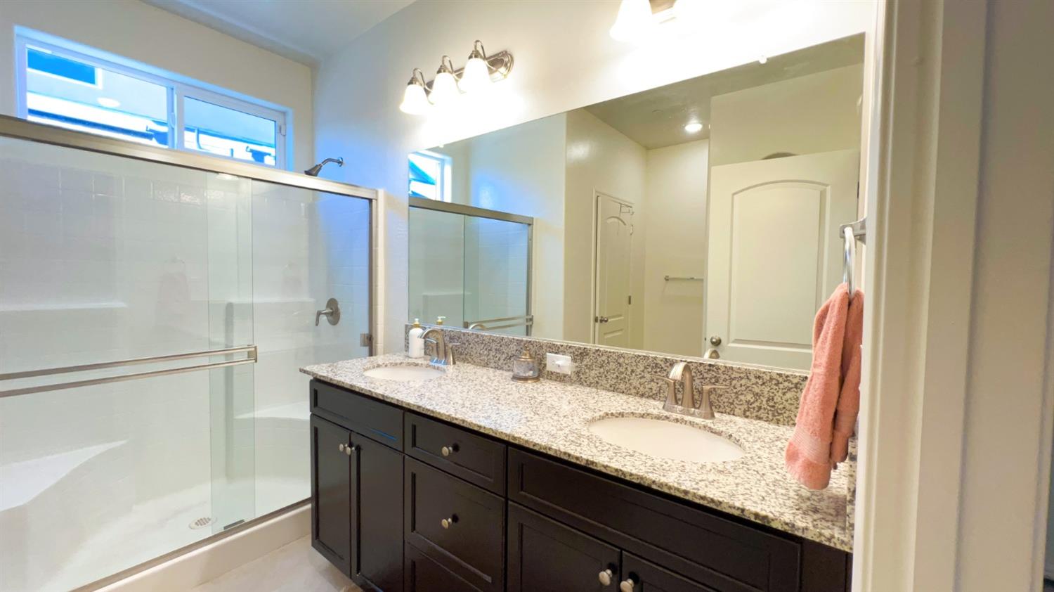 358 Rebel Street Reedley, CA 93654 - Photo 25 of 33