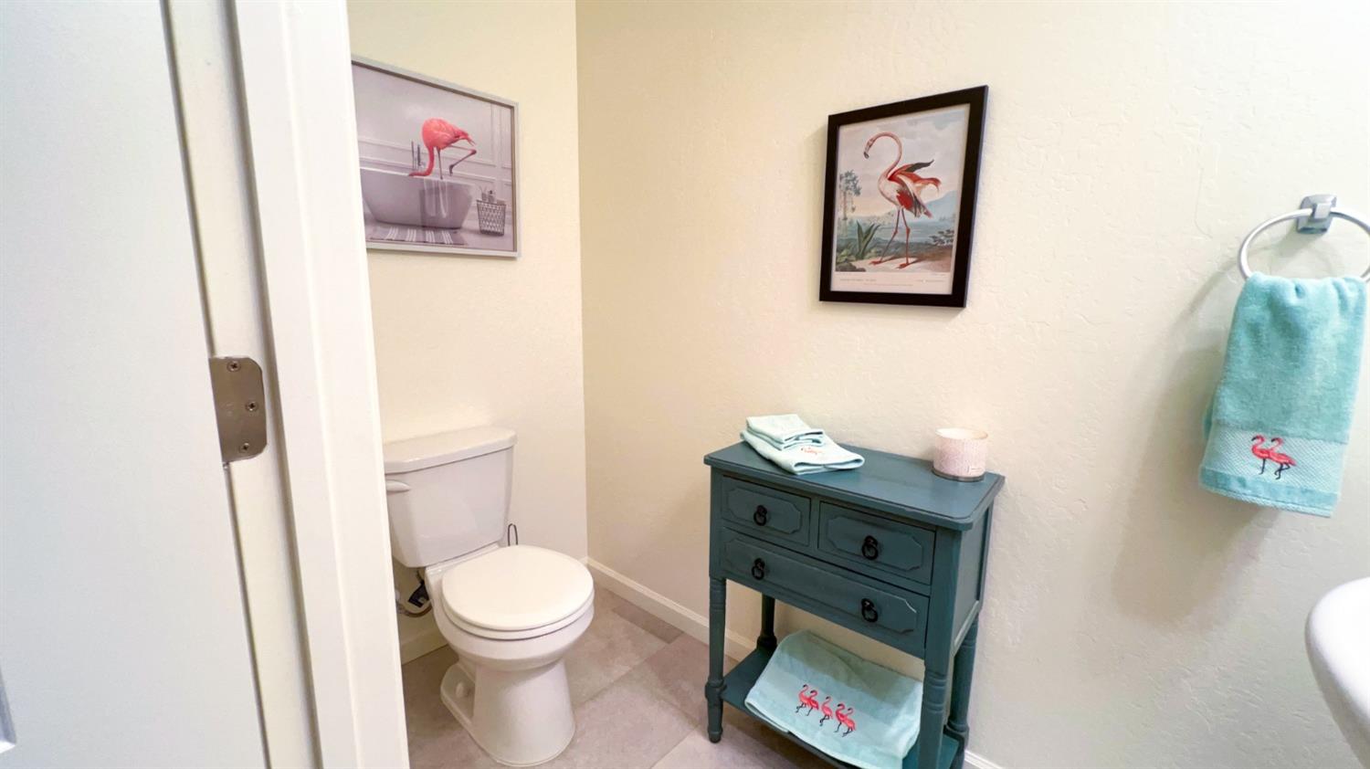 358 Rebel Street Reedley, CA 93654 - Photo 7 of 33