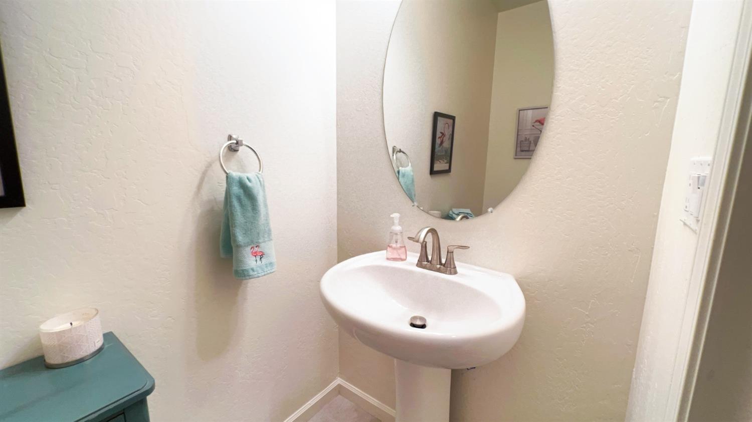 358 Rebel Street Reedley, CA 93654 - Photo 8 of 33