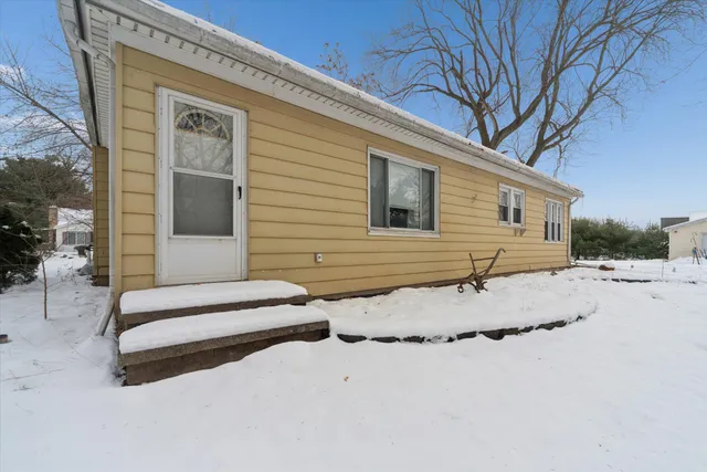 $165,000 | 3493 East Michigan Avenue, Jackson, MI 49203