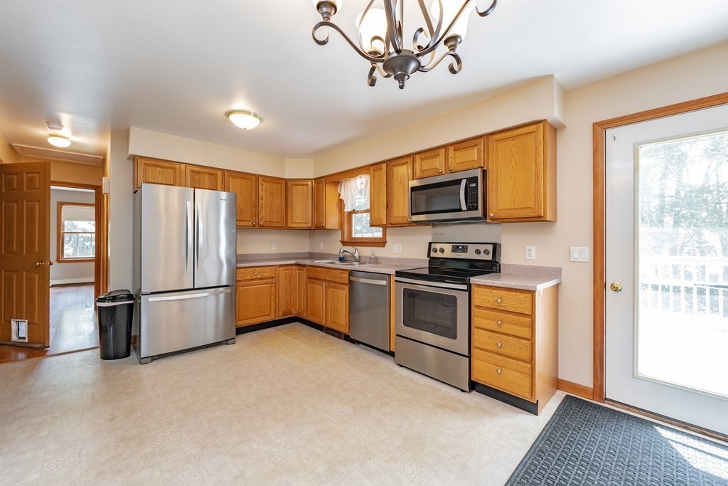 2 Ridge Road Erving, MA 01344 - Photo 5 of 36 Gallery Image 5
