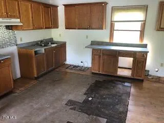 $59,900 | 966 Coleman Lane, Galax, VA 24333