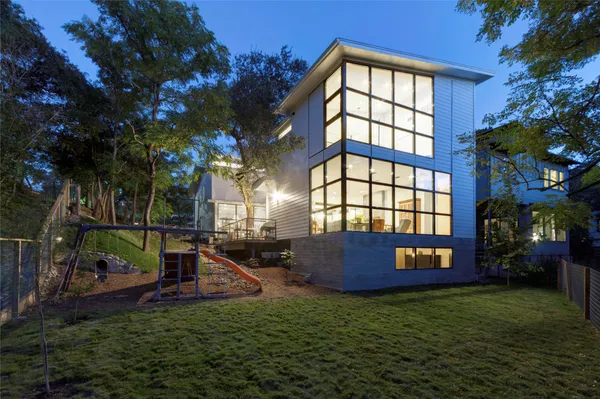 $2,995,000 | 1700 South 6th Street, Austin, TX 78704