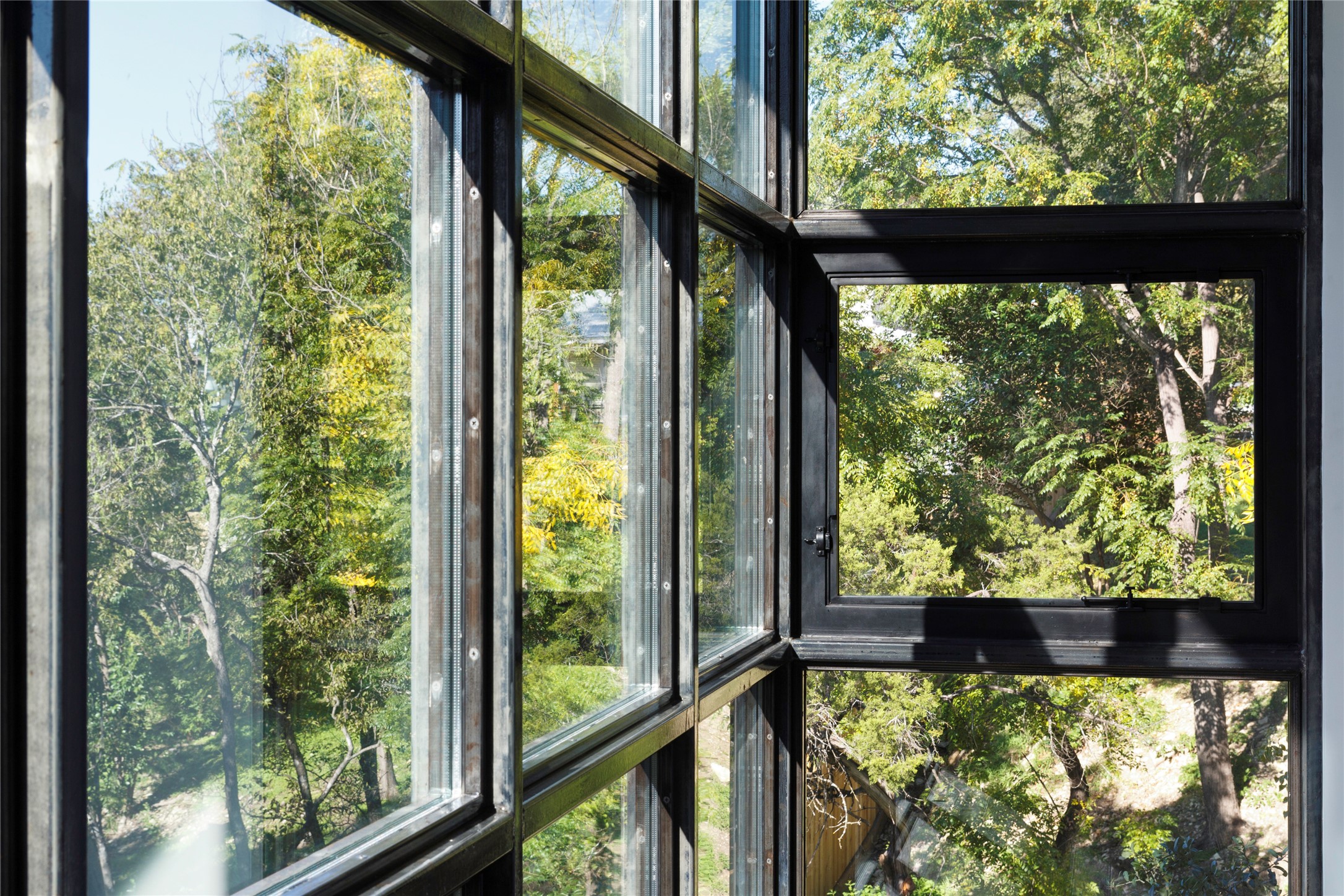 1700 South 6th Street Austin, TX 78704 - Photo 15 of 36