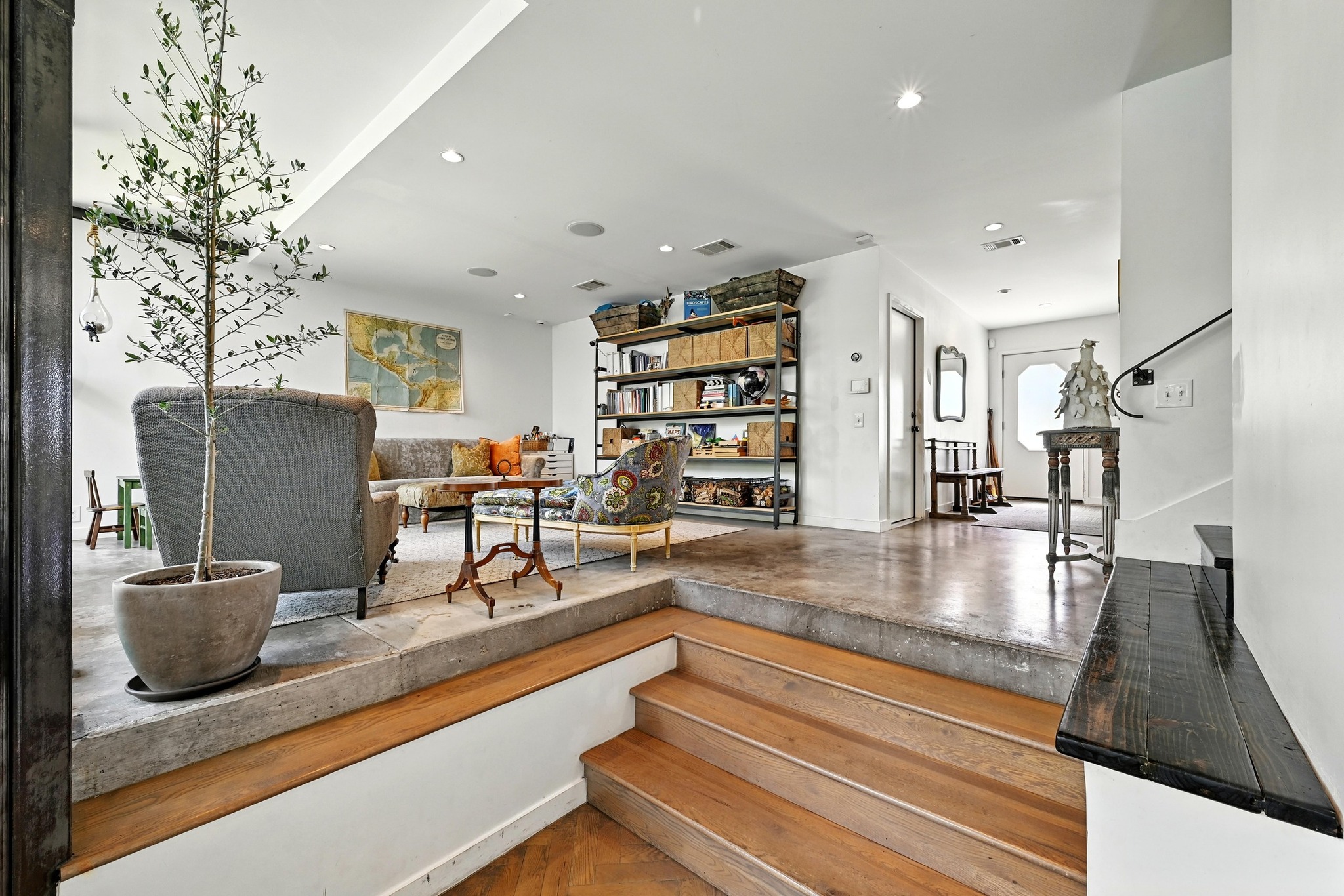 1700 South 6th Street Austin, TX 78704 - Photo 7 of 36