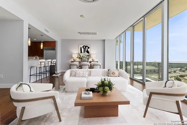 $579,000 | 610 East Market Street, Unit 2811, San Antonio, TX 78205