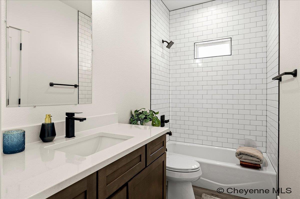 T4 Wheatcrest Road Carpenter, WY 82054 - Photo 27 of 36 Gallery Image 27
