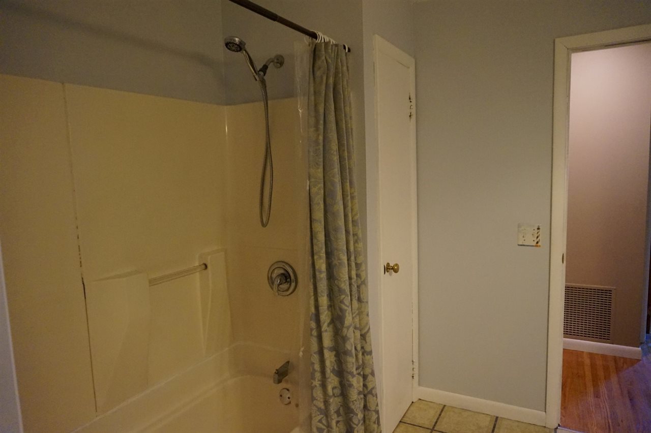 1546 Outer Lake Road Princeton, IN 47670 - Photo 17 of 23 Gallery Image 17
