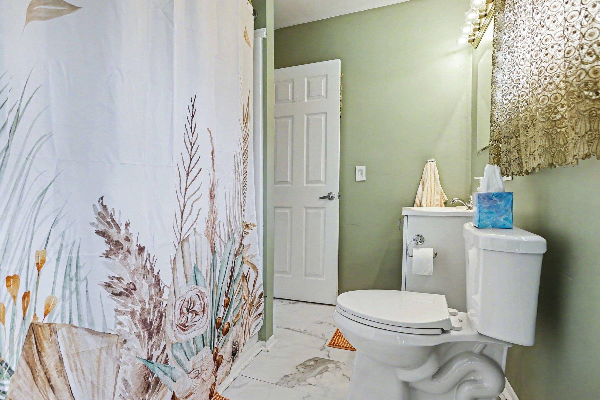 8263 South Scottdale Road Berrien Springs, MI 49103 - Photo 18 of 33 Main Level: Bathroom