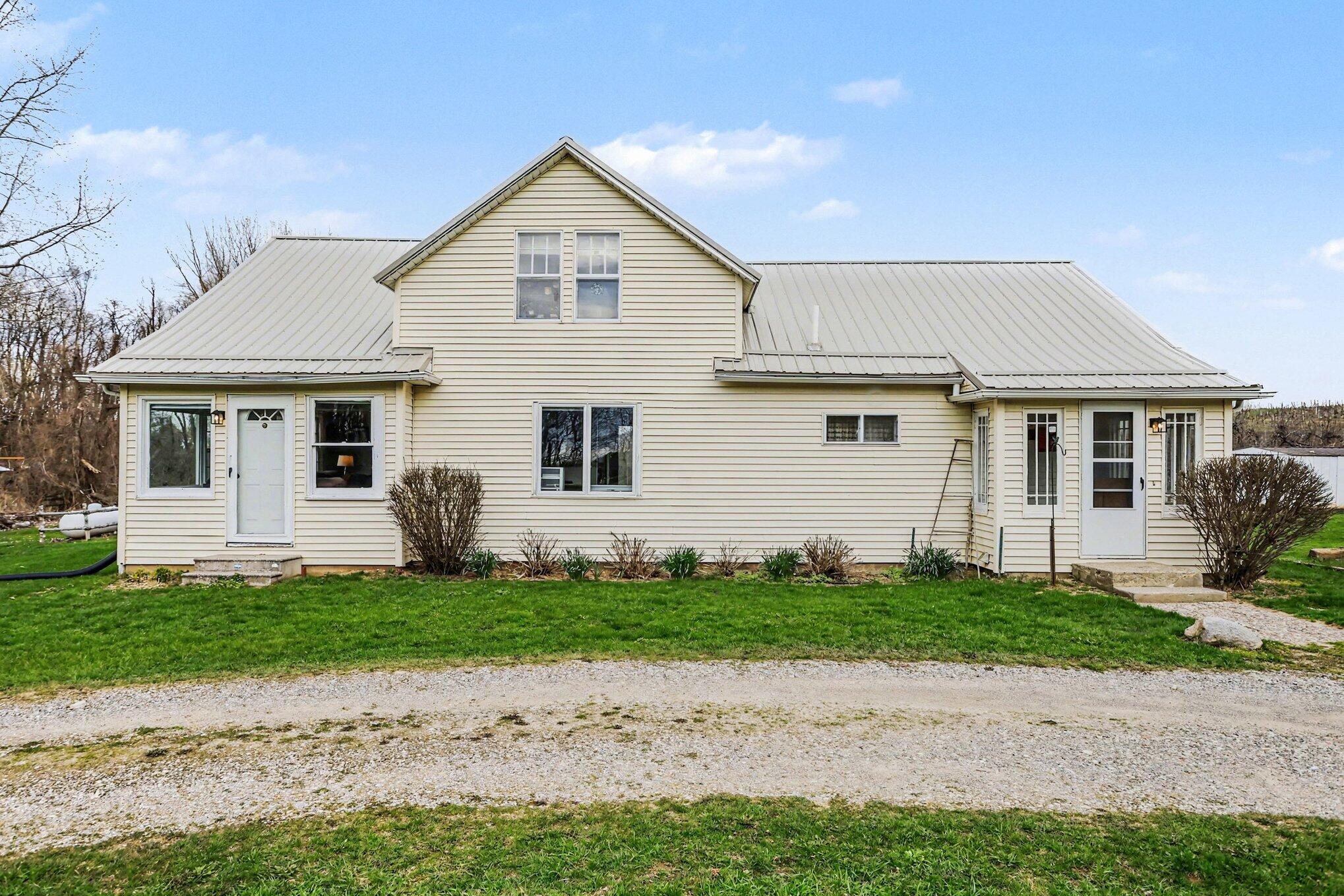 8263 South Scottdale Road Berrien Springs, MI 49103 - Photo 2 of 33 Exterior of Home