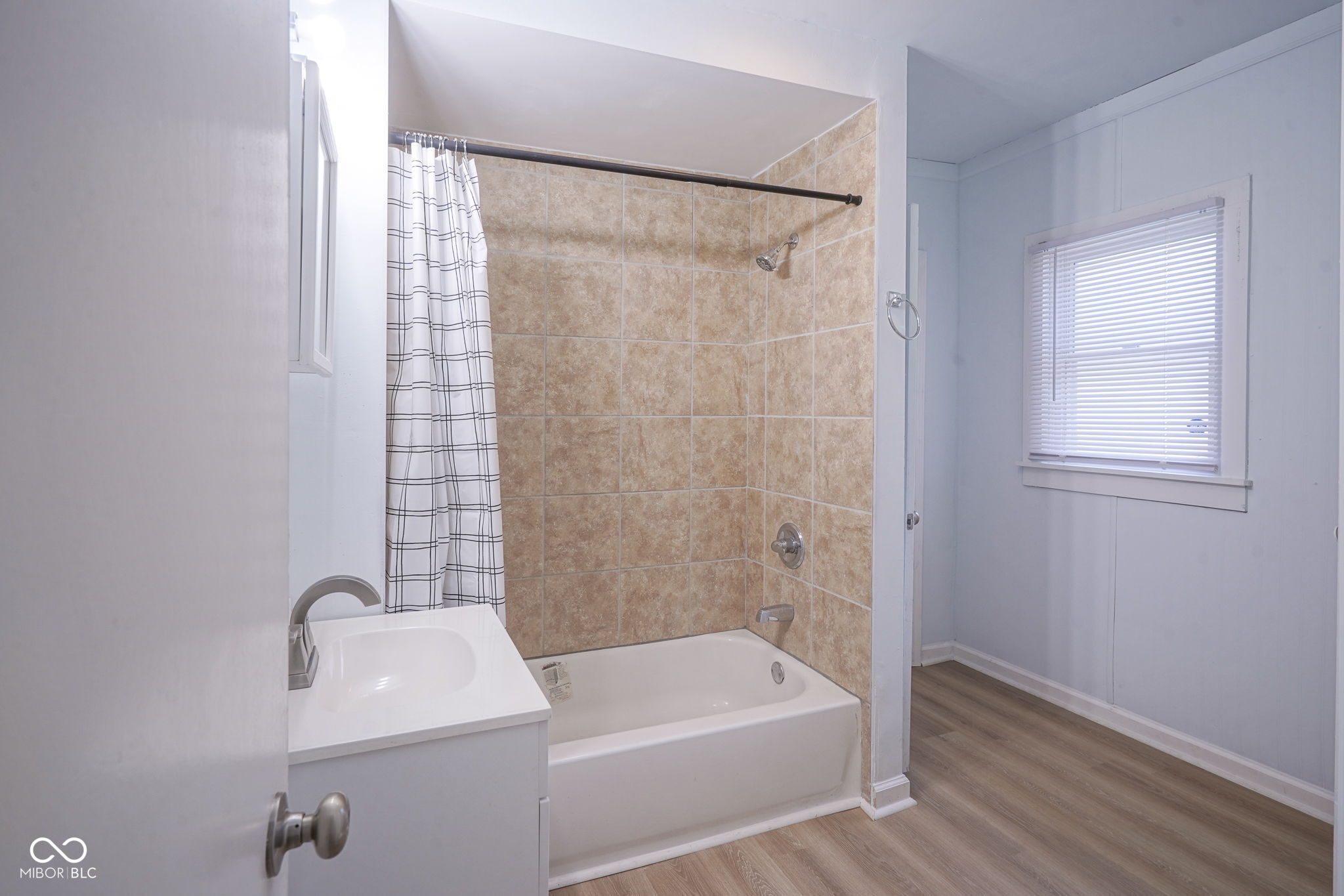 2012 George Street Anderson, IN 46016 - Photo 6 of 21
