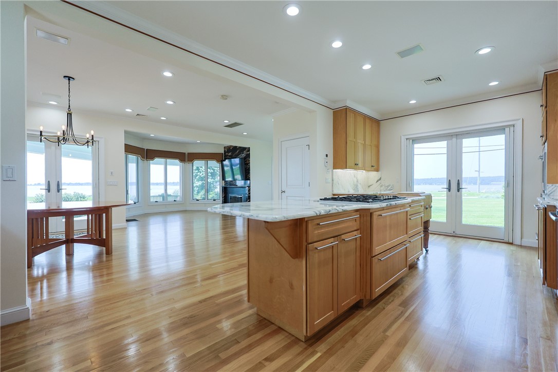 181 Janice Road Warwick, RI 02886 - Photo 11 of 42 Gallery Image 11