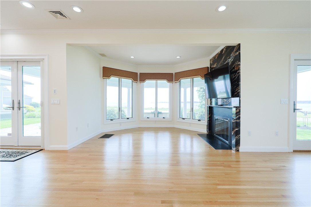 181 Janice Road Warwick, RI 02886 - Photo 17 of 42 Gallery Image 17