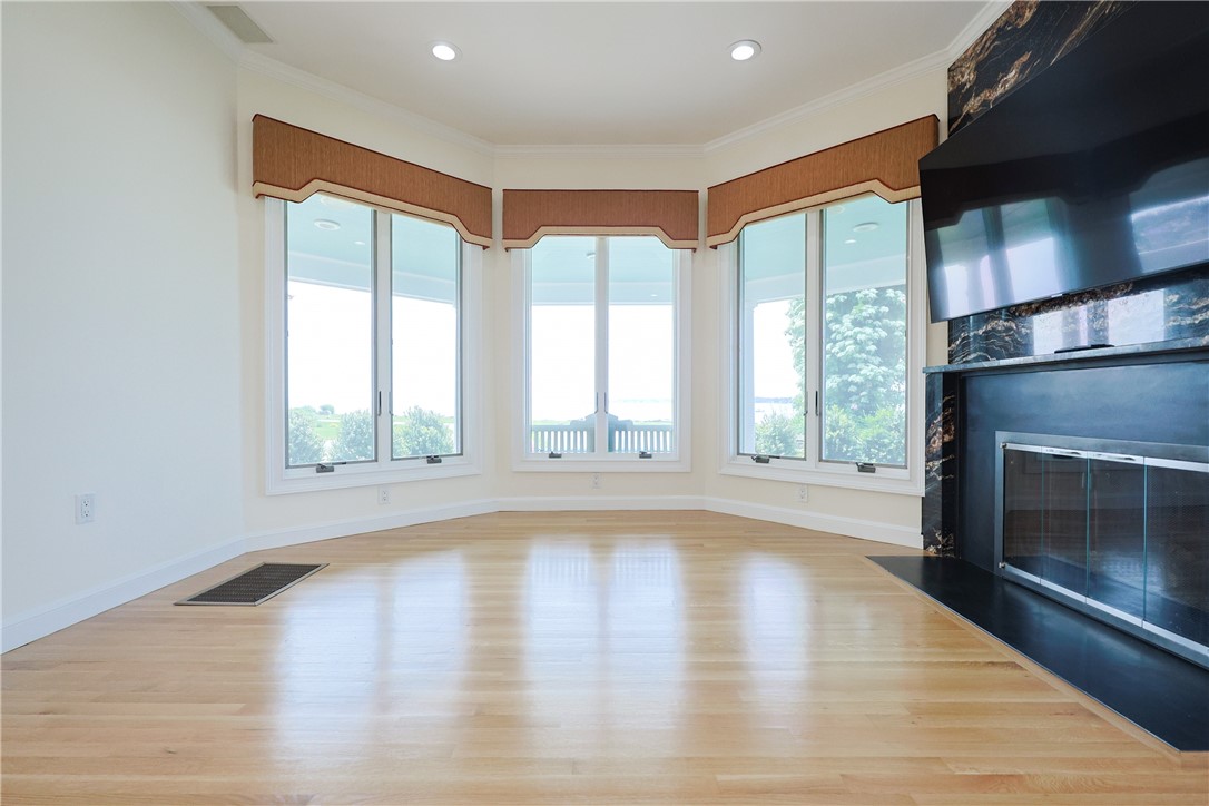 181 Janice Road Warwick, RI 02886 - Photo 18 of 42 Gallery Image 18